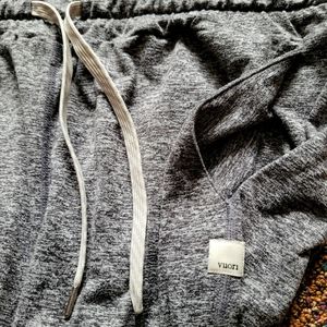 Vuori joggers